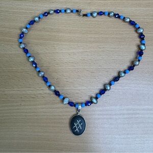 Genuine Pearl Necklace Vibrant Blue Glass Beads Black Oval Stone Pendant 18 Inch